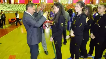 Genç Kızlar Basketbol Turnuvası Sona Erdi