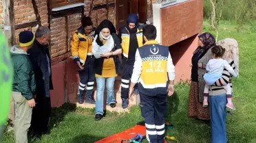 Sohbet Ederken Balkondan Düştüler