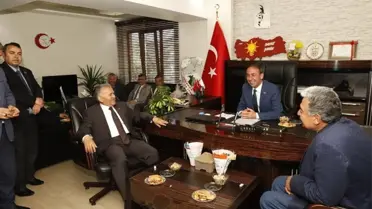 Başkan Büyükkılıç, İlk İlçe Ziyaretini Tomarza'ya Yaptı