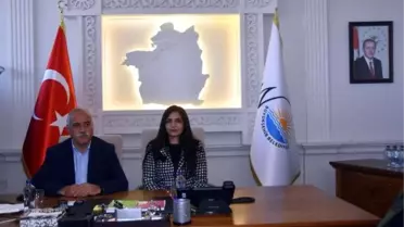 Van Büyükşehir Belediye Eş Başkanları Ertan ve Avcı Göreve Başladı