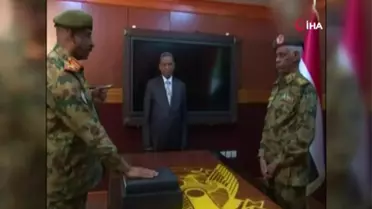 Sudan'da Askeri Geçiş Konseyi Başkanı Göreve Başladı