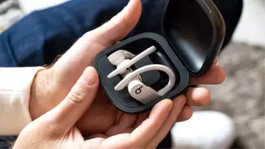 Apple, Ünlü Sporcularla Powerbeats Pro'yu Tanıttığı Videoyu Yayımladı
