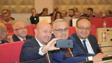 Şehzadeler Belediyesi Yeni Dönemin İlk Meclis Toplantısını Yaptı