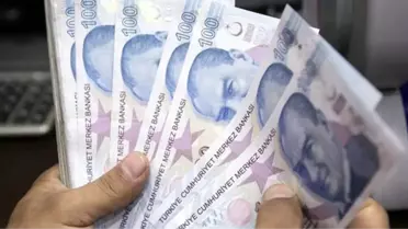 Emirates Havayolları, 15 Bin 428 TL Maaşla Çalışacak Türkleri Bulmak İçin Antalya'ya Geliyor