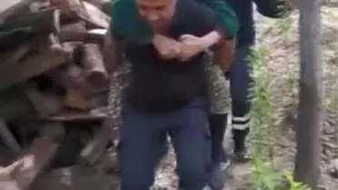 Hastayı Sırtında 300 Metre Taşıdı