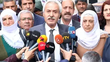Hdp'li Mızraklı, Ak Partili Kayyumun Makam Odasında Yaptığı Lüks Değişiklikleri Gösterdi