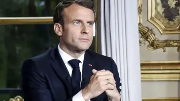 Macron: 'Notre Dame Katedrali 5 Yılda Yeniden İnşa Edilecek'
