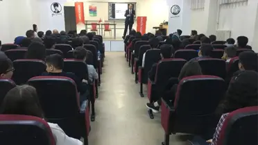Öğrenciler 'Kariyer Günleri'nde Hekimlerle Buluştu