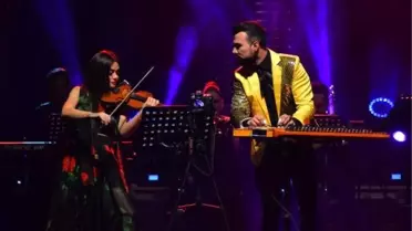 Lübnanlı Ünlü Kemancı ile Türk Kanun Virtüözünün Performansı Alkış Aldı