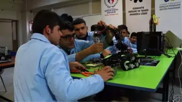 Fatih'in Torunları' Yerli Üretim Robotlar İçin Kolları Sıvadı