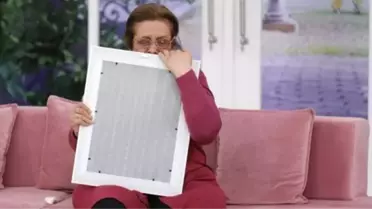 Babasını Arayan Kadın, 60 Yıllık Hasretini Canlı Yayında Giderdi!
