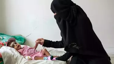 Yemen'de Anne ve Çocuklar Sağlık Hizmetlerine Ulaşamadan Ölüme Terk Ediliyor