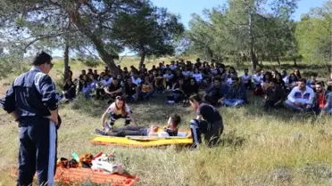 Laü Öğrencileri Acil Kurtarma Simülasyonu Gerçekleştirdi
