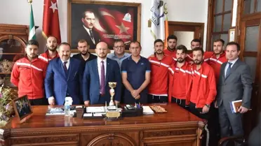 Başkan Özcan Niksarlıları Final Maçına Davet Etti