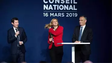 Fransa, AP Seçimlerinde Sarkozy'nin Partisinden Aday Türk Asıllı Kadın Politikacıyı Konuşuyor