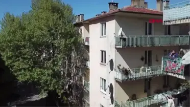 Avcılar'da Çökme Riski Nedeniyle Boşaltılan 5 Katlı Binanın Havadan Görüntüleri