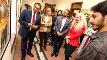 Genç Resamlar Çalışmalarını Sergiledi