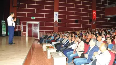 Akşehir'de Hayati İnanç'tan 'Can Veren Pervaneler' Konferansı