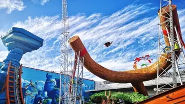 Dünyanın İlk Angry Birds Temalı Eğlence Parkı Doha'da Açıldı