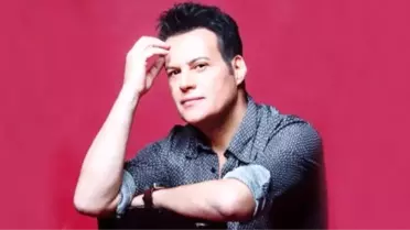 Yaşlanmayan Sanatçı Hakan Peker Kimdir?