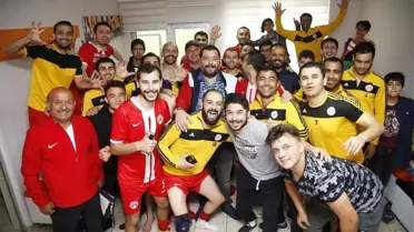 Döşemealtı Futbol Takımı Namağlup Şampiyon Oldu
