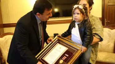 Erzincan'da 3 Şehit Ailesine Devlet Övünç Madalyası Verildi