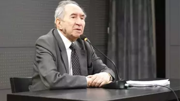 Eski Bakan Altan Öymen Kapadokya'da Türkiye'nin Demokrasi Tecrübesini Anlattı