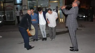 İlk Sahura Davul ve Klarnet Sesiyle Uyandılar, Halay Çekip Çiftetelli Oynadılar
