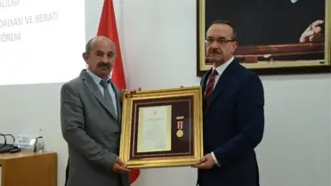 Şehir Yakınlarına 'Devlet Övünç Madalyası ve Berat' Takdim Edildi