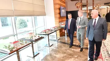 Vali Davut Gül, Merinos Halı'yı Ziyaret Etti