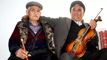 Çobanlıkla Başlayan 65 Yıllık Müzik Kardeşliği