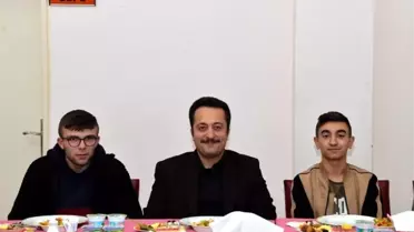 Vali Şentürk, Sevgi Evi'ndeki Çocuklarla İftar Açtı