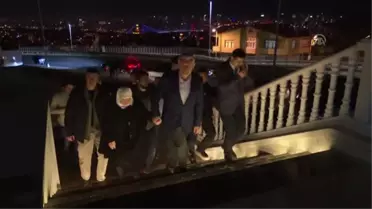 Binali Yıldırım'a Sabah Namazı Çıkışı Yoğun İlgi (2)