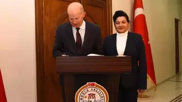 İngiliz Büyükelçi Chilcott'ten Vali Civelek'e Ziyaret