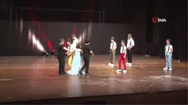 Küçükçekmece'de Özel Çocuklardan Özel Performans