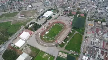 Taraftarlar Yıkılan Stada Kitap Yazdı