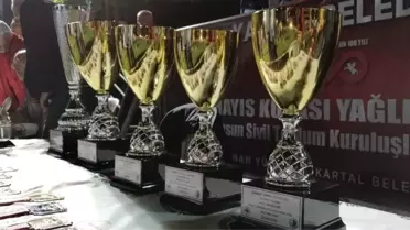 19 Mayıs Yağlı Güreşleri' Kartal Sahilinde Gerçekleştirildi