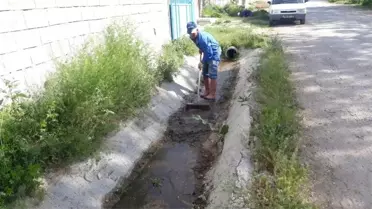 Beyşehir'de Kanal ve Kanaletlerde Temizlik Çalışması