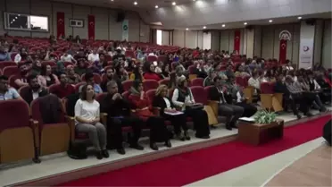 Sığınmacı Gençler Kendini Anlatıyor' Konferansı