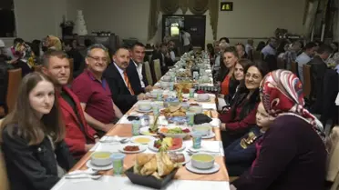 Başkan Sever Belediye Personeliyle İftarda Buluştu