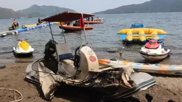 Su Sporları Merkezi Ateşe Verildi, Turistler Cep Telefonlarına Sarıldı