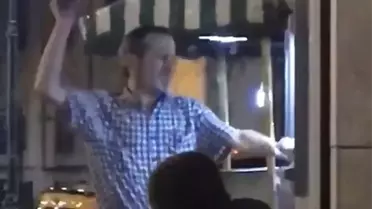 İstanbul'da Atm Makinesini Döven Adam Kamerada
