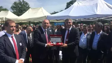 Kartal Belediyesi, Ruen Belediyesi'nin 40. kuruluş yılı sevincini paylaştı