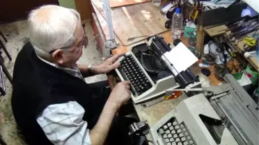 Bursa'nın daktilo tamircisi