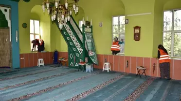 İnönü Belediyesi mahalleleri bayrama hazırlıyor