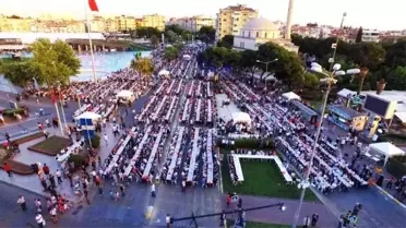 Aydın'da Fetih Şöleni'nde 10 bin kişiye iftar yemeği verildi