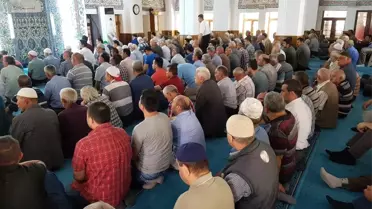 Devrek'te Ramazan ayının son cuma namazı kılındı