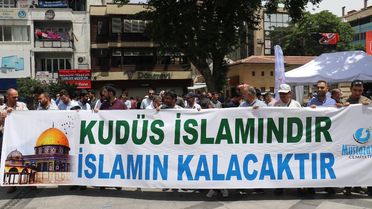 Dünya Kudüs Günü'nde ABD ve İsrail protesto edildi