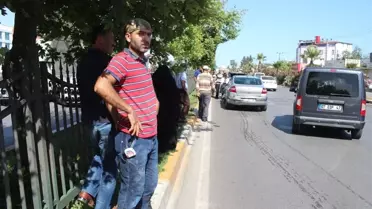 Antalya'da yaya geçidinde 8 araçlı zincirleme kaza