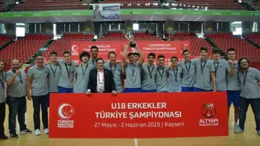 U-18 Erkekler Türkiye Basketbol Şampiyonu Galatasaray oldu